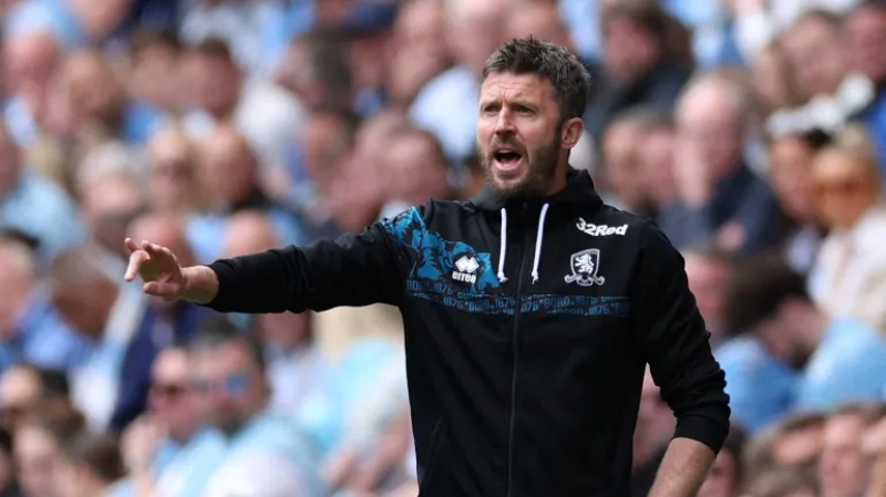 Alasan Manchester United Memilih Michael Carrick