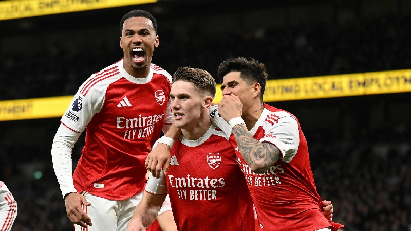 Arsenal Stabilitas & Kedalaman Skuad