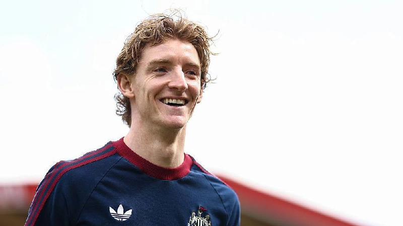 Anthony Gordon Masuk Radar Barcelona