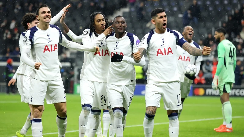 Tottenham Tetap Berbahaya Saat Bermain Terbuka