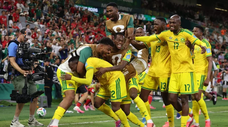 Afrika Selatan vs Korea Selatan - Gol Maseko Loloskan Bafana Bafana
