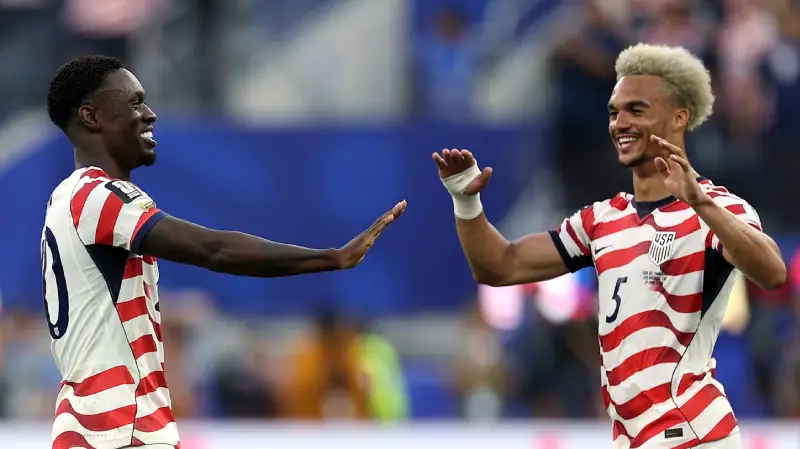 Amerika Serikat vs Australia - Tuan Rumah Terlalu Rapi, Socceroos Kehilangan Momentum