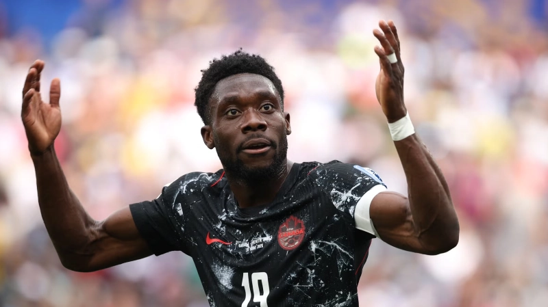 Absennya Alphonso Davies Jadi Sorotan Besar
