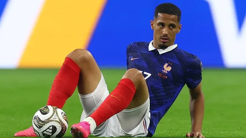 Cedera Saliba Menambah Masalah Prancis