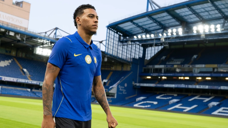 Gabung Chelsea, Morgan Rogers Sindir Arsenal