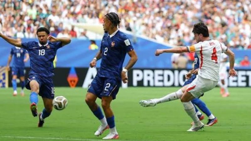 Inggris Menghukum Prancis Sejak Babak Pertama