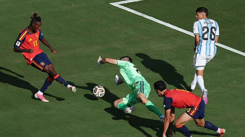 Insiden Terjadi ketika Spanyol Mulai Menguasai Pertandingan