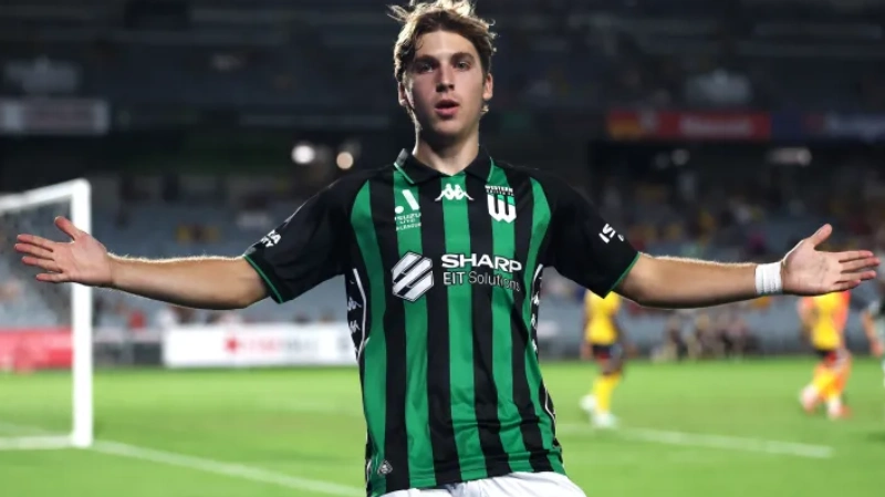 Siapa Luke Vickery