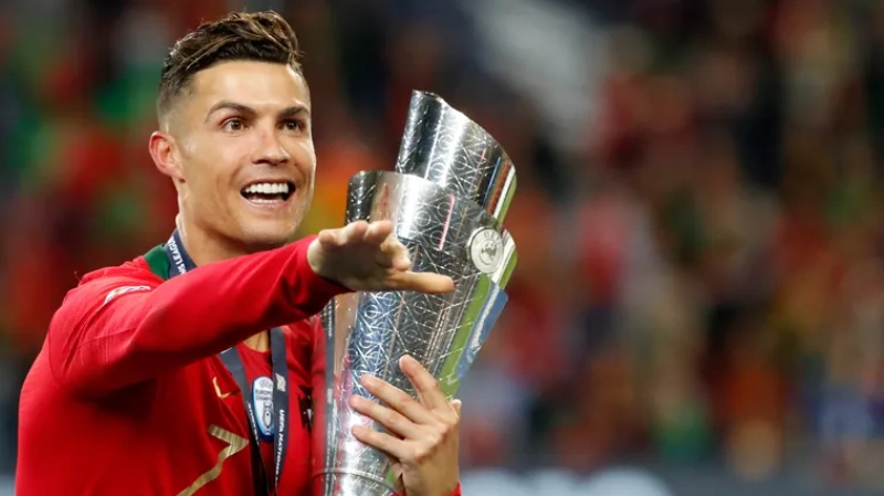 Warisan Ronaldo Bersama Portugal Lebih Besar dari Satu Trofi