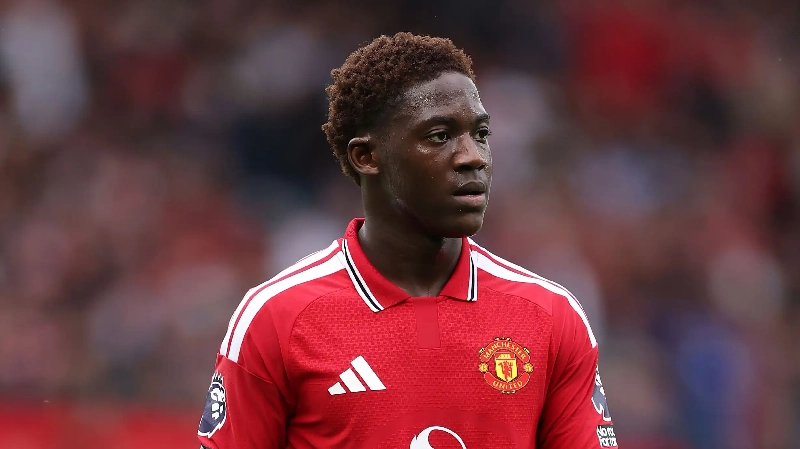 Mainoo dan Yoro Absen dari Daftar Skuad MU di Liga Champions, Ini Alasannya