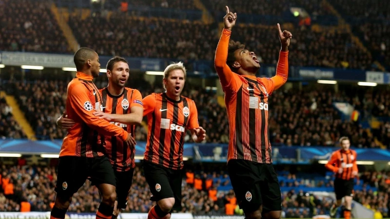 Analisis Shakhtar Donetsk Penguasaan Bola dengan Ancaman Transisi