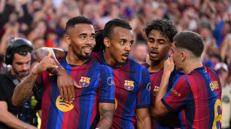 Bagaimana Barcelona bisa membongkar pertahanan Alaves