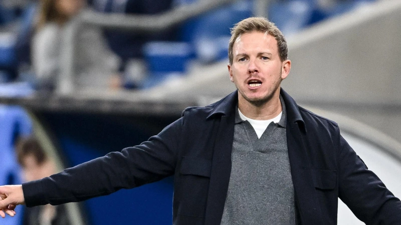 Julian Nagelsmann Masuk Radar MU, Carrick di Ujung Tanduk