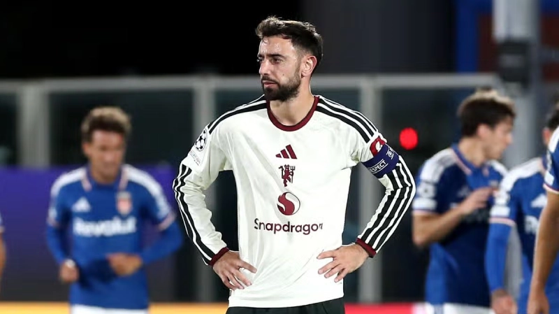 MU Dibantai Como 1-4, Bruno Fernandes Sindir Taktik Carrick