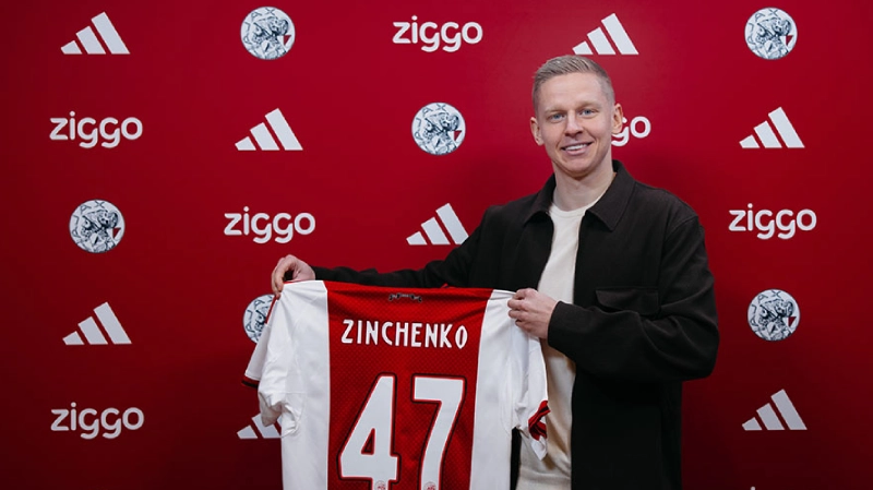 Mengapa Kontrak Baru Zinchenko Diragukan